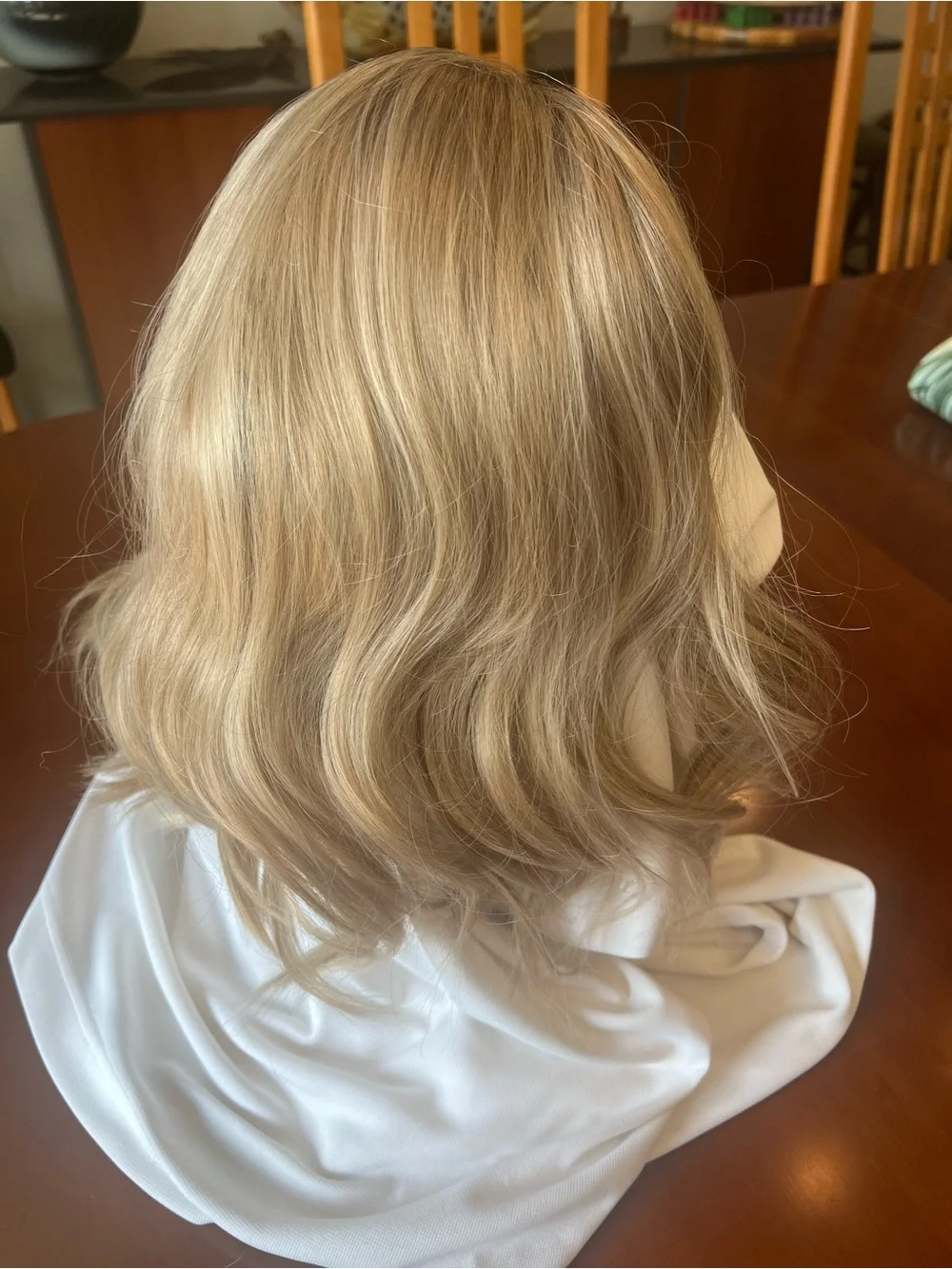 Layered Brunette Medium-Length Women's Wig - Natural Blonde highlights